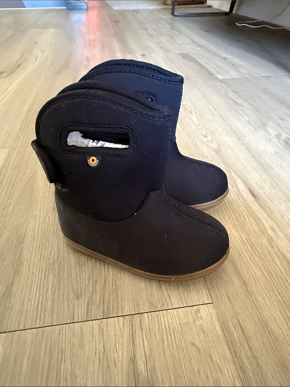 Bogs Kids Black Cozy Boot with Easy-Grab Handles